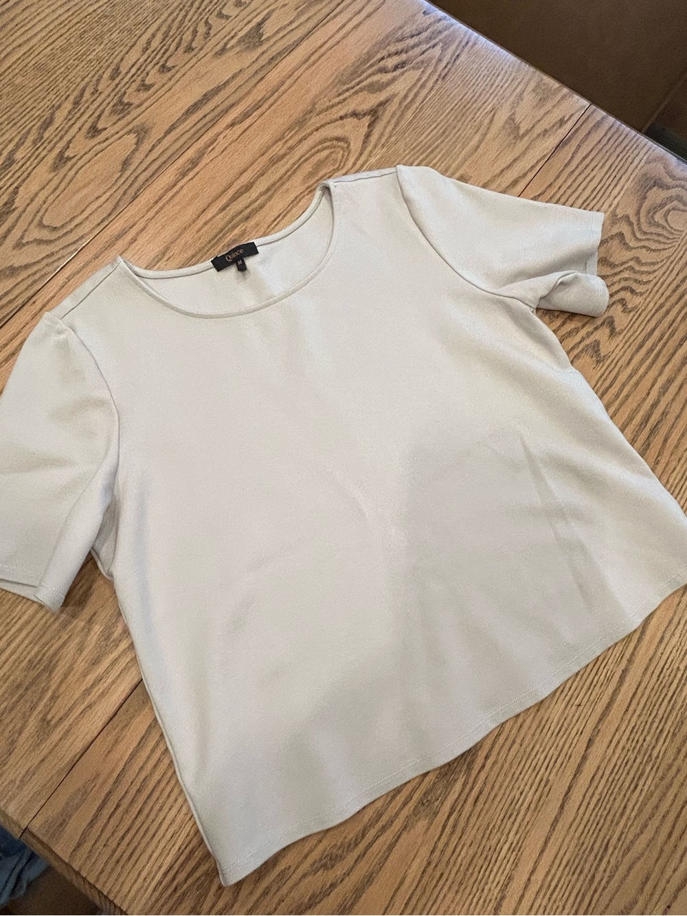 Quince Ultra-Stretch Ponte Short Sleeve Top Medium Ecru Shirt Tee Blouse